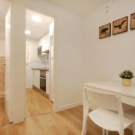 Charming And Quiet Near Barcelona Apartamento L'Hospitalet de Llobregat